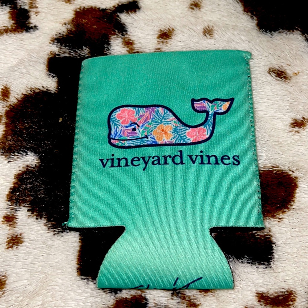 VineYards coozie